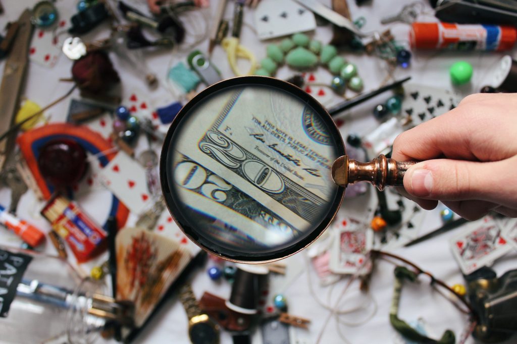camera lens- magnifying glass closeup